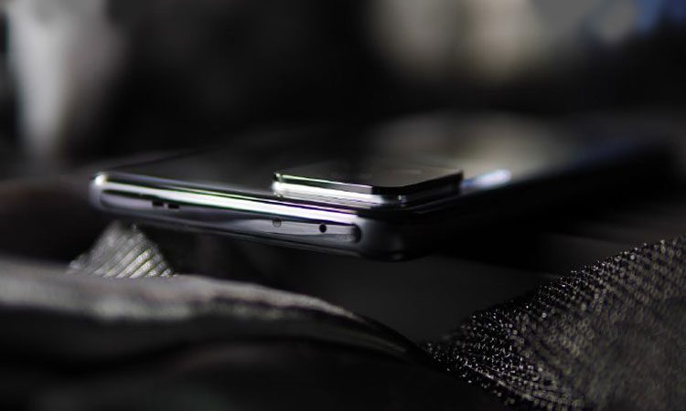 Смартфонам Redmi K60 обещают 30-ваттную беспроводную зарядку